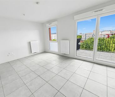 Location Appartement 1 pièce 31m² CLERMONT FERRAND 63000 - Photo 4