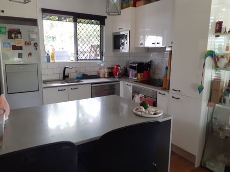 Scarborough - Photo 5