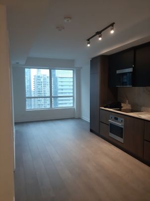 For Lease - 108 peter Street Unit# 3207, Toronto, Ontario - Photo 1