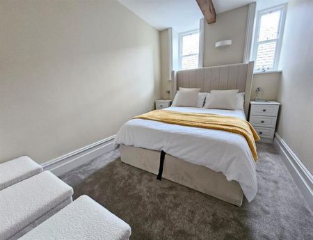 3 Bedroom Apartment To Let - Photo 5