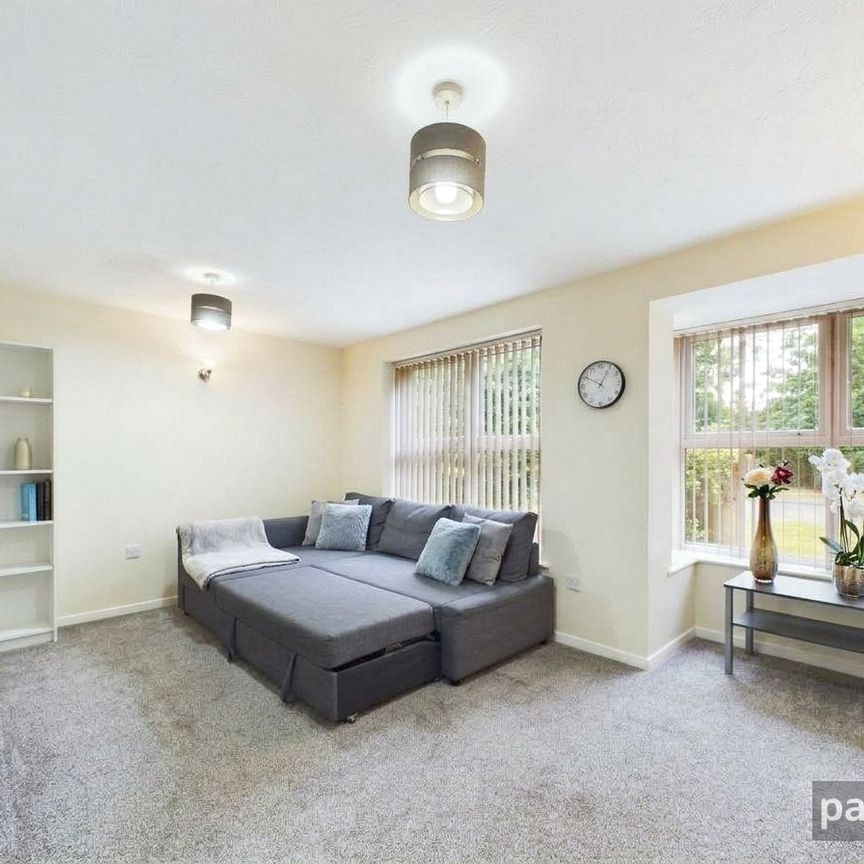 Prestwick Court, Muirfield Close, Reading, Berkshire, RG1 - Photo 1