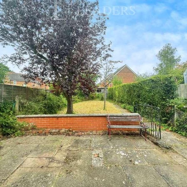 Roseland Road, Kenilworth, CV8 - Photo 1