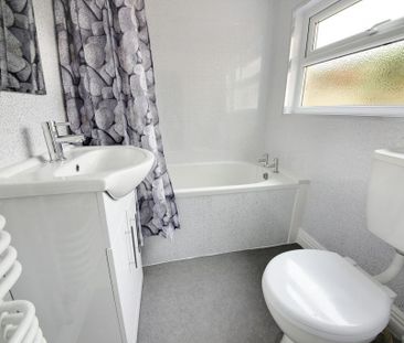 2 bedroom terraced house to rent - Photo 6