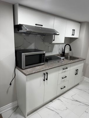 For Lease - 41 James Mccullough Road Unit# Basement, Whitchurch-Stouffville, Ontario - Photo 1