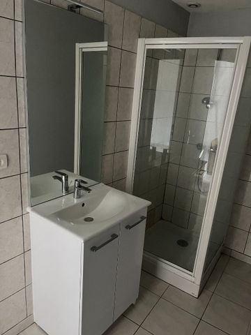 Location Appartement 2 pièces 37m² - Photo 2