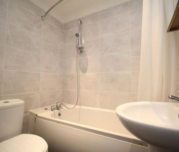 1 bedroom terraced house to rent - Photo 2