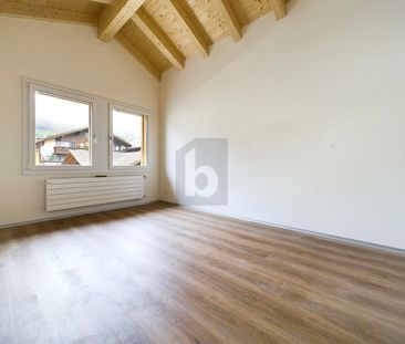 SPACIOUS AND LIGHT-FLOODED - Foto 6