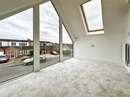 4 bedroom detached house to rent - Photo 3