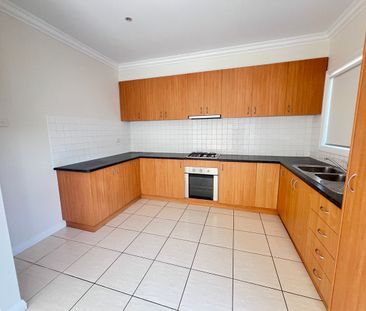 4/31 Morley Street, Glenroy, VIC 3046 - Photo 1