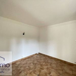 Location Appartement 2 pièces 31m² ST MARTIN D HERES 38400 - Photo 2