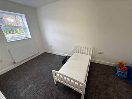 3 bedroom house to rent Greenwood Road, NG3 - Photo 4