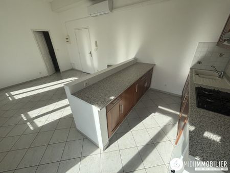 Location Appartement 2 pièces 38m² CARMAUX 81400 - Photo 4