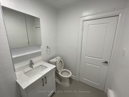 For Lease - 320 Lonsdale Road Unit# 34, Toronto, Ontario - Photo 5