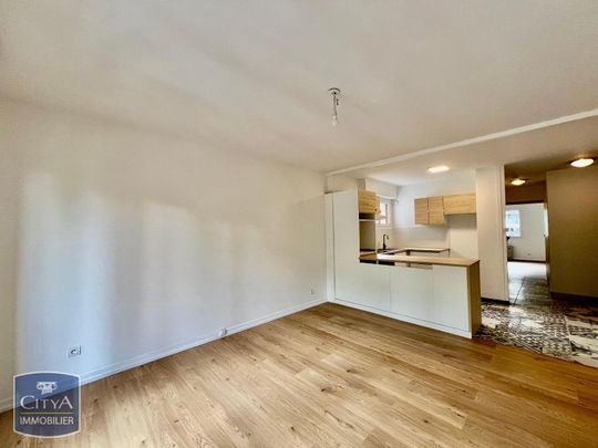 Location Appartement 2 pièces 47m² CHAMBERY 73000 - Photo 1