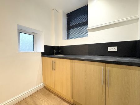 Main Road, Bradford, Denholme - Photo 4