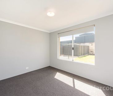 Contemporary Family Oasis - Photo 6