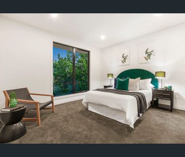 Architectural Luxury in a Coveted Malvern East Pocket - Photo 4