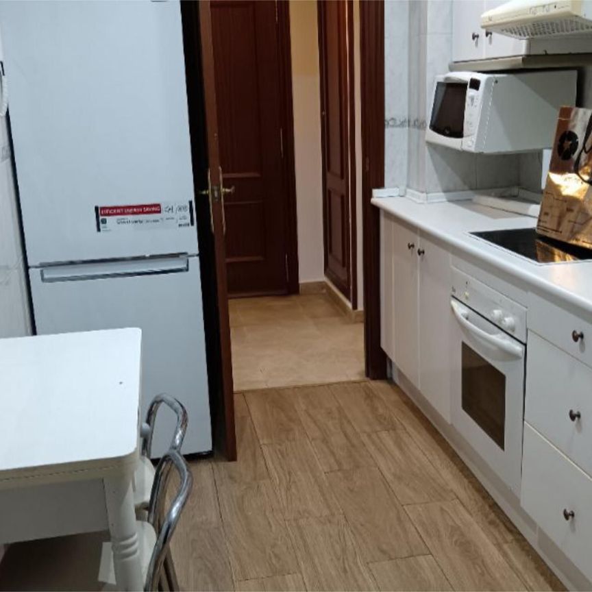 Piso de alquiler en Calle Calle Marte, 5, Fresnos I y II - Photo 1