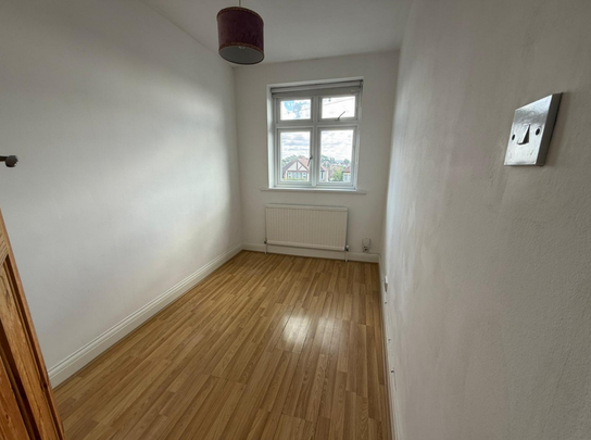 4 bedroom semi-detached house to rent - Photo 1