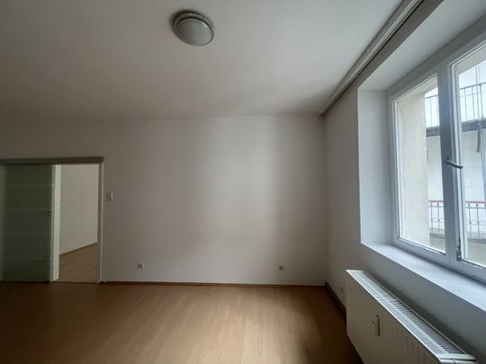 Schöne 2-Zimmer-Wohnung mit separater Küche in beliebter und hipper Lage nahe der Innenstadt – Provisionsfrei! - Photo 1