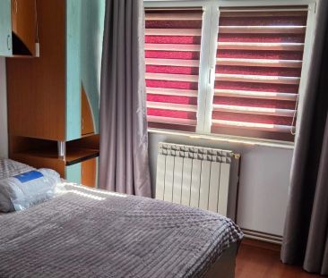 De inchiriat apartament, 2 camere, decomandat, 60 mp, Centru, UMF, ... - Photo 1