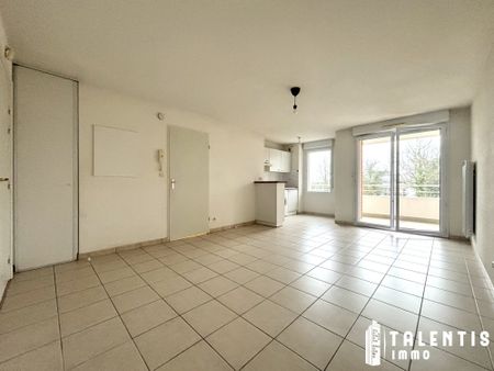 Location Appartement 2 pièces 43m² CARQUEFOU 44470 - Photo 2