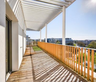 APPARTEMENT – 3 PIECES – 55.69 M² AVEC TERRASSE DE 63 M² – - Photo 1