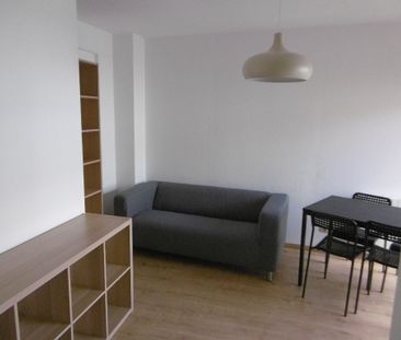 Location Appartement 2 pièces 28m² - Photo 3