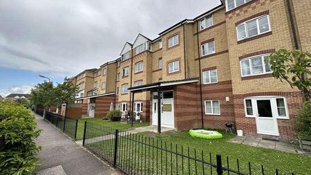 Peatey Court, Princes Gate, High Wycombe, HP13 - Photo 5