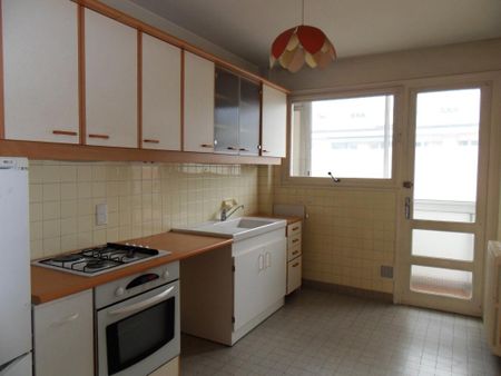 Location Appartement 3 pièces 75m² AIX LES BAINS 73100 - Photo 3