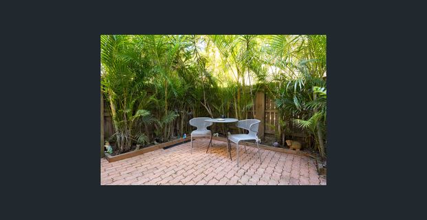 Semi-Sized Apartment In An Iconic Beachside Setting, 170sqm Indoor/Outdoor Entertainer - Photo 1