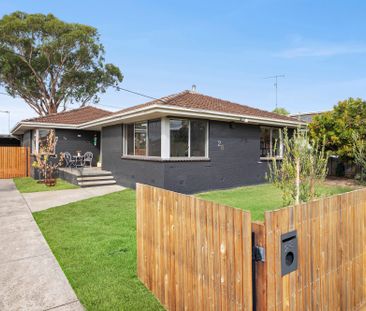 Three Bedroom, Two Bathroom Family Home - Photo 5