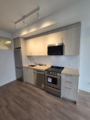 For Lease - 3250 CARDING MILL Trail Unit# 414, Oakville, Ontario - Photo 1