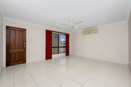 4 Beresford Court, Kirwan. - Photo 5