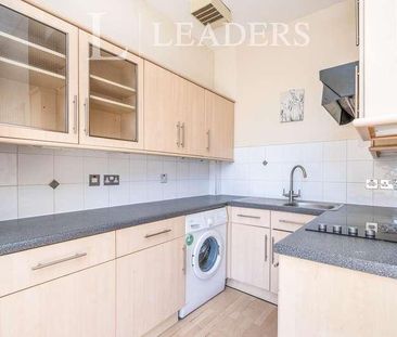 Canute Castle, Royal Crescent Road, Southampton, SO14 - Photo 2