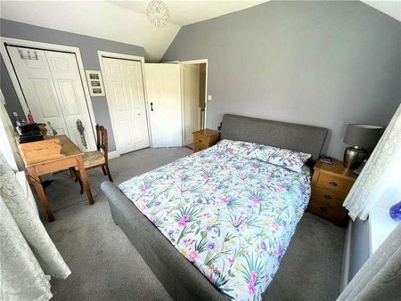 Anglesey Arms Road, Alverstoke, Gosport, PO12 - Photo 3