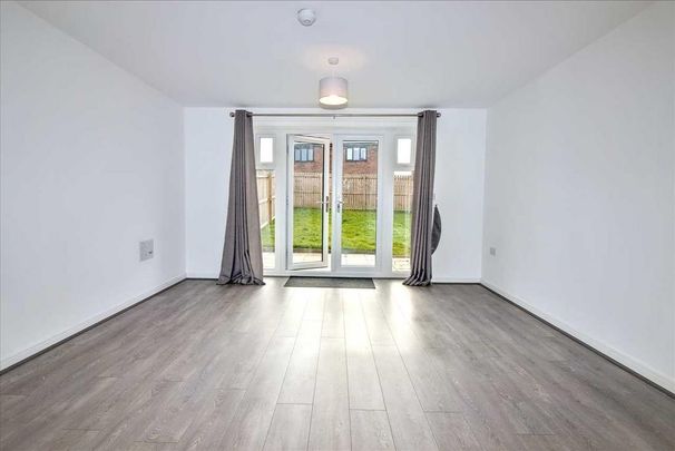 2 bedroom semi-detached house to rent - Photo 1