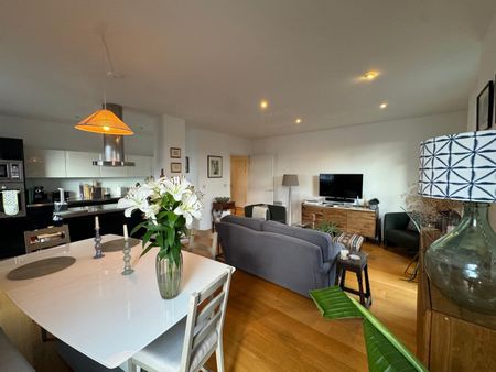 2 Bed Flat, Keppel Row, SE1 - Photo 2