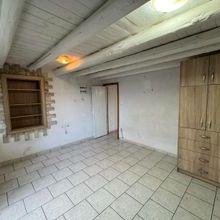 Μονοκατοικία για ενοικίαση - Βέλο, - Photo 1