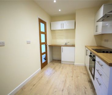 2 Bedroom - Lenten Street, Alton - Photo 1