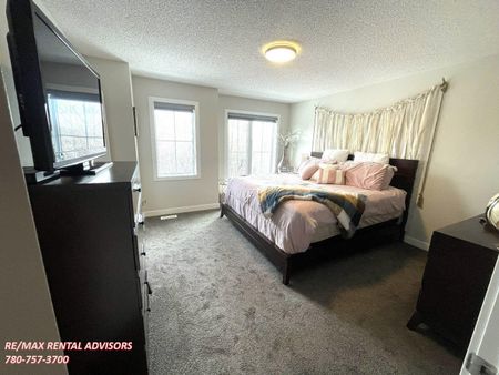 #18 1051 Graydon Hill Boulevard Southwest - Photo 4