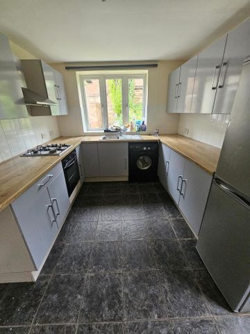 2 bedroom bungalow to rent - Photo 2