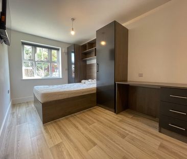 Studio Flat, Charndon Close, RG2 - Photo 3