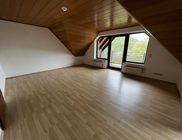 #geräumige Dachgeschoss-Wohnung#offen#hell#Balkon - Foto 1