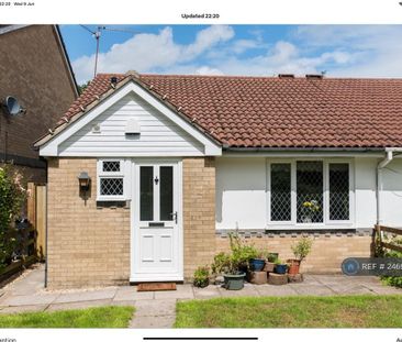 2 bedroom semi-detached house to rent - Photo 6