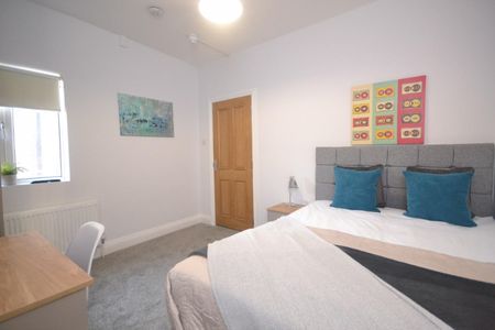 1 bedroom Flat To Let - Photo 5
