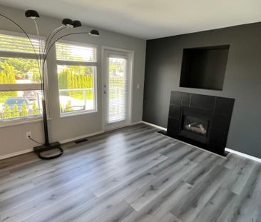 Fully Renovated Duplex in Abbotsford! - Photo 6