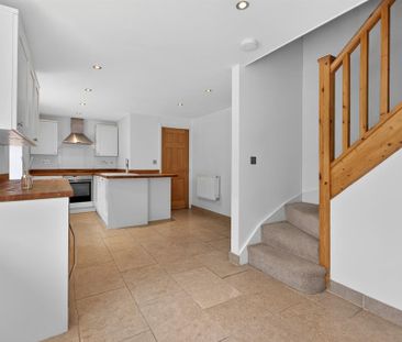 2 bedroom property to rent - Photo 3