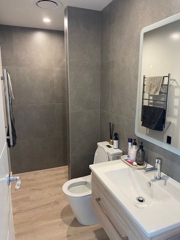 Discover effortless living in this stylish townhouse located in the heart of Hillcrest. - Photo 5