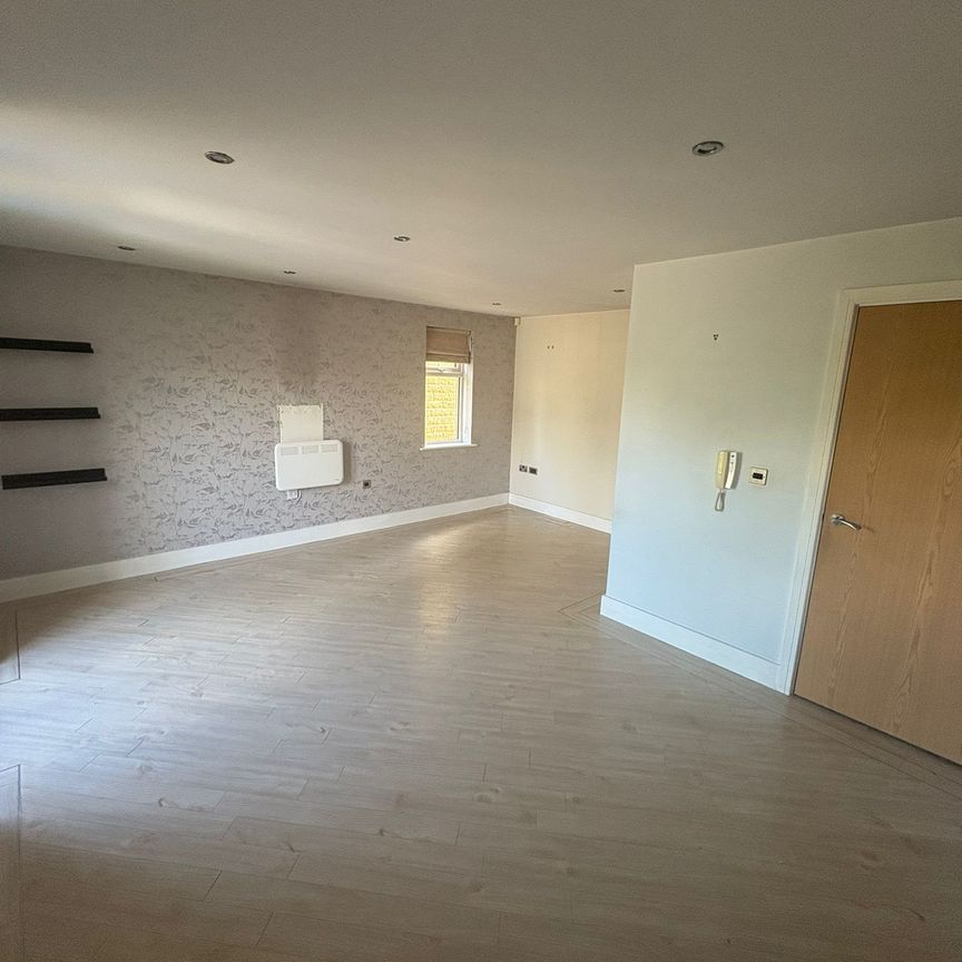 Spring Vale, Turton - Photo 1